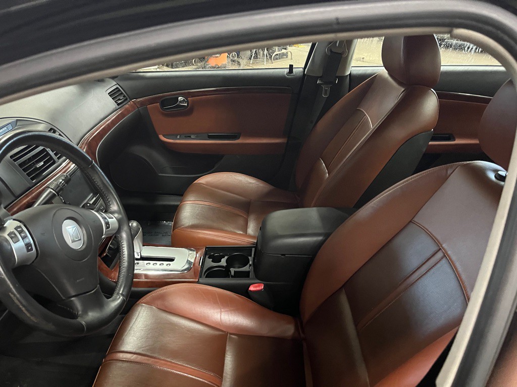 2007 Saturn Aura Image 8