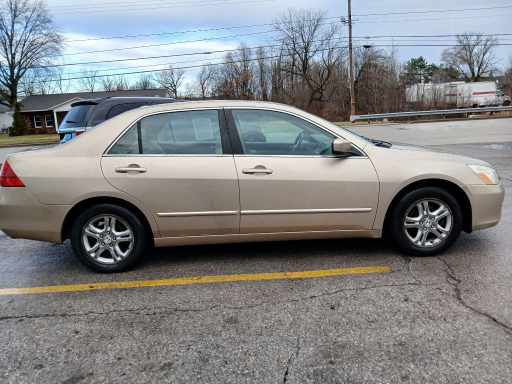 2007 Honda Accord Image 2