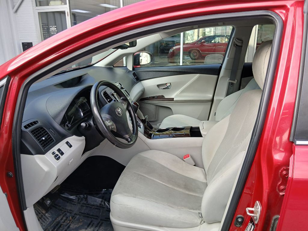 2010 Toyota Venza Image 9