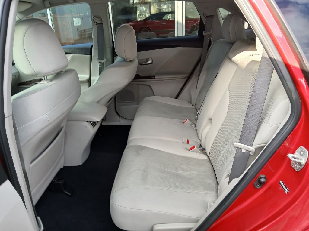 2010 Toyota Venza Image 10