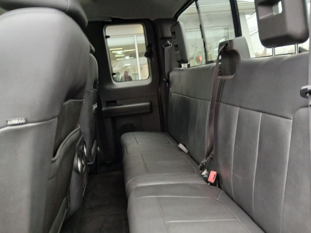 2011 Ford F-250 Image 3