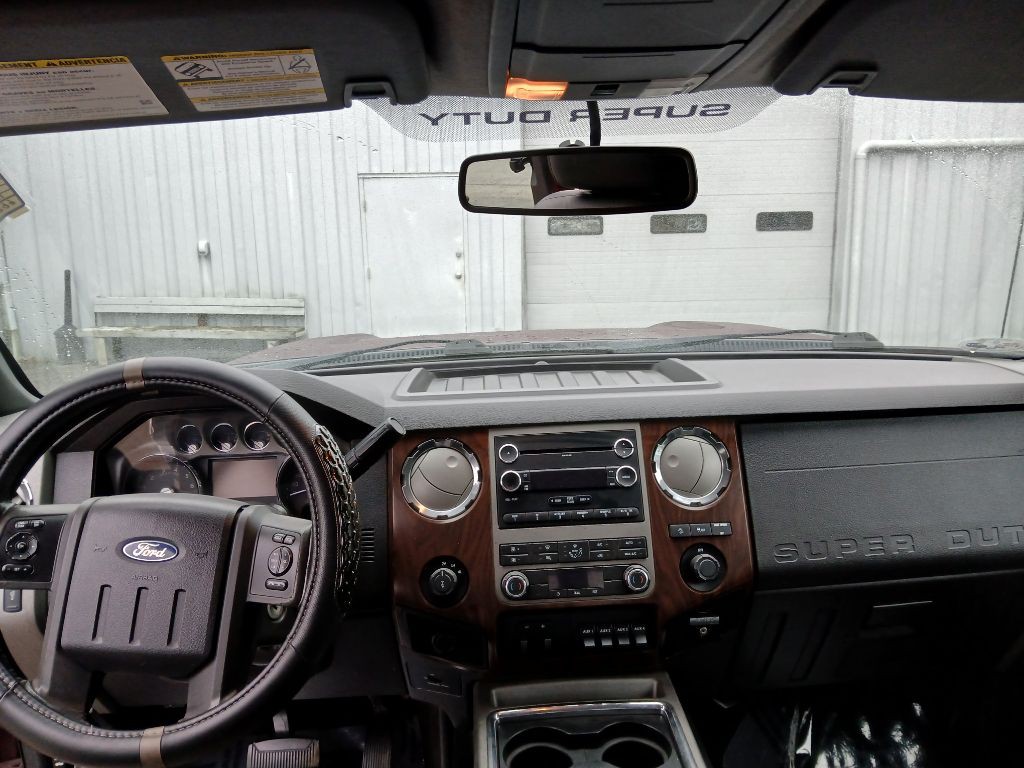 2011 Ford F-250 Image 13