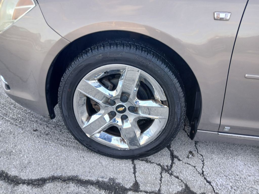 2008 Chevrolet Malibu Image 11