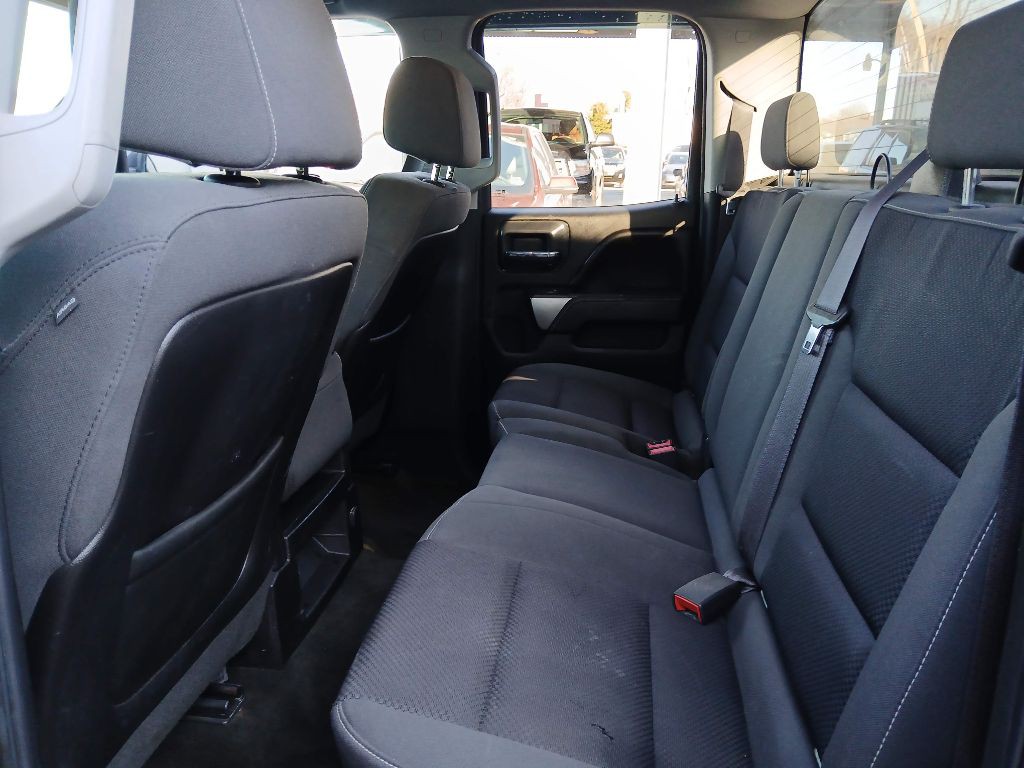 2015 Chevrolet Silverado 1500 Image 11