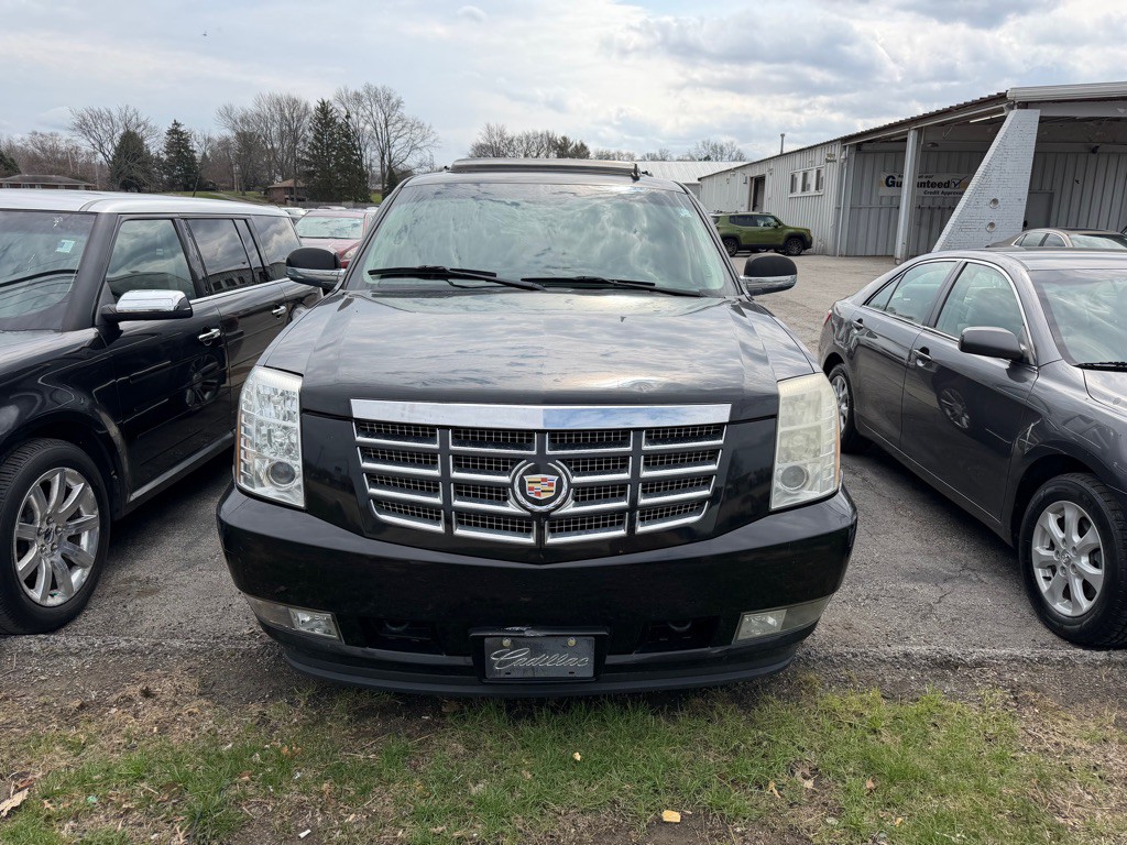 2009 Cadillac Escalade Image 1
