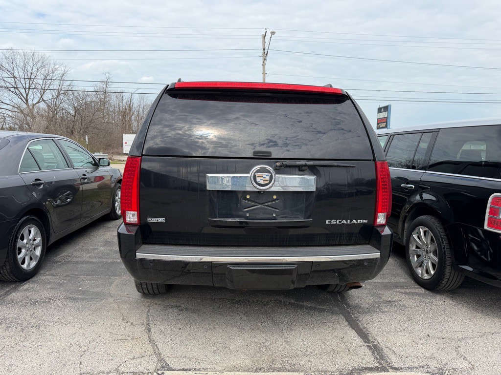 2009 Cadillac Escalade Image 4
