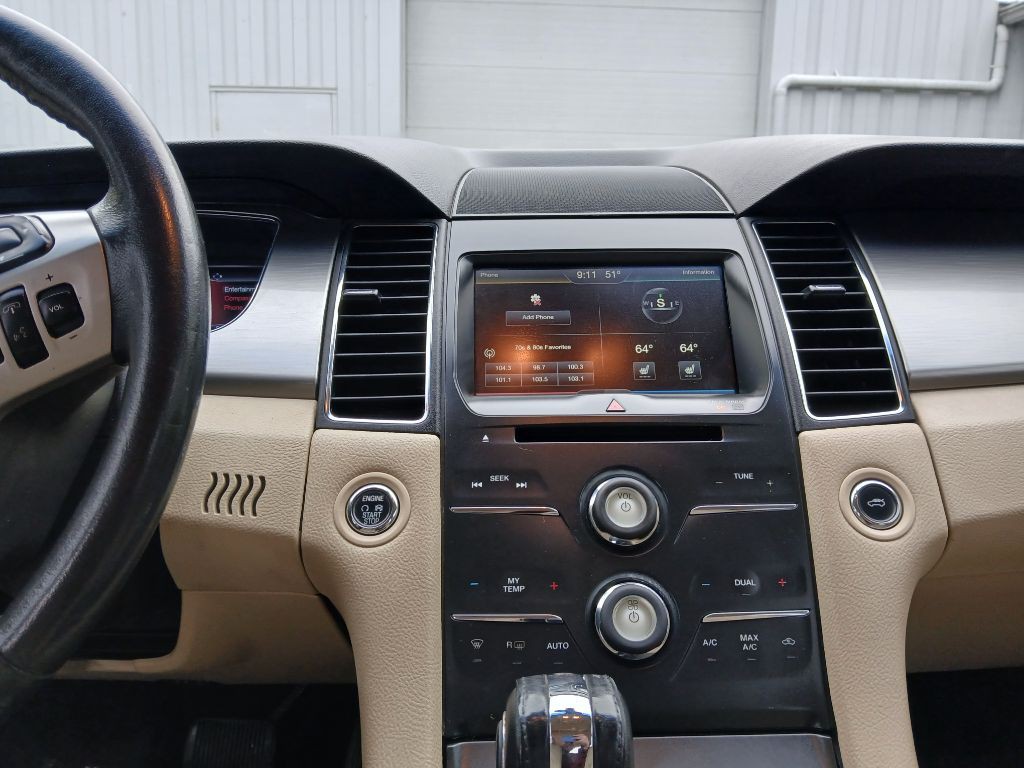 2015 Ford Taurus Image 23