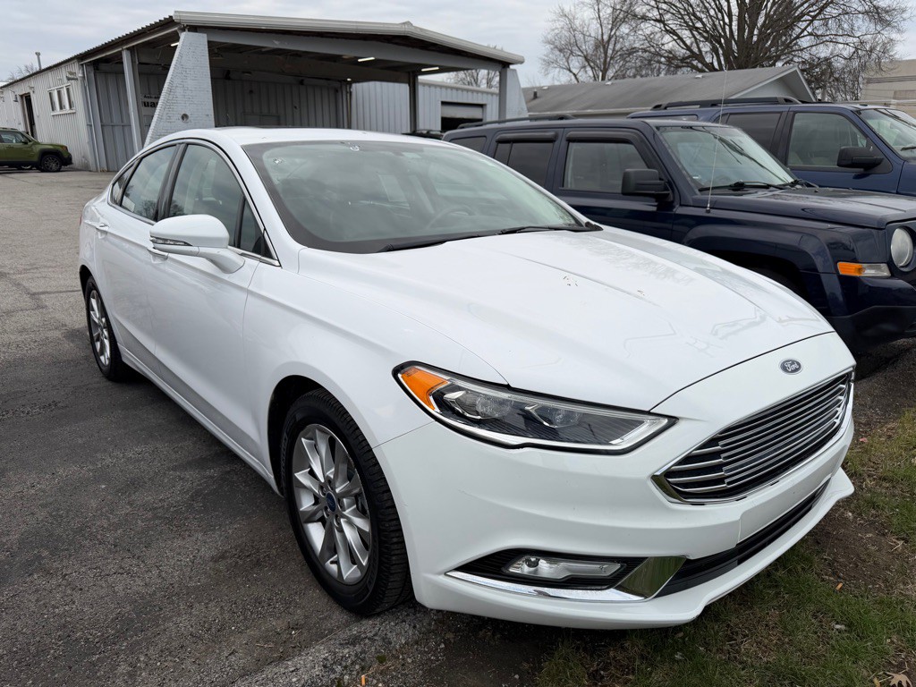2017 Ford Fusion Image 3