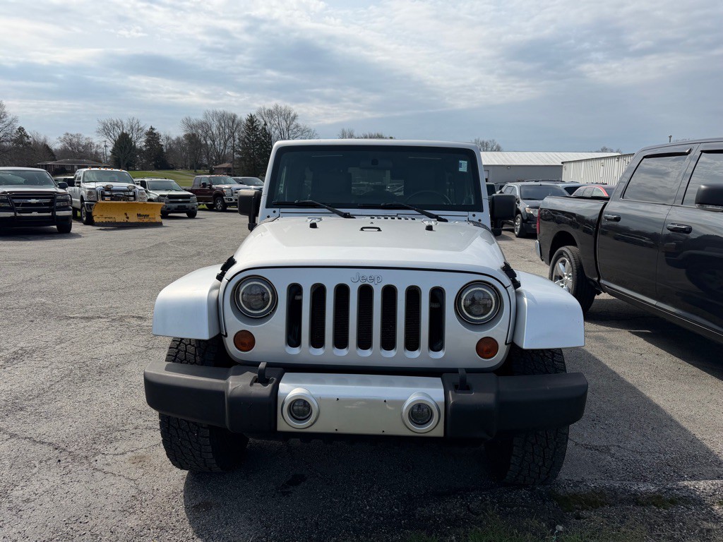 2010 Jeep Wrangler Unlimited Image 1
