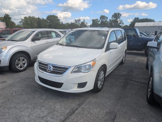 Image for 2012 Volkswagen Routan SEL ID: 7595445