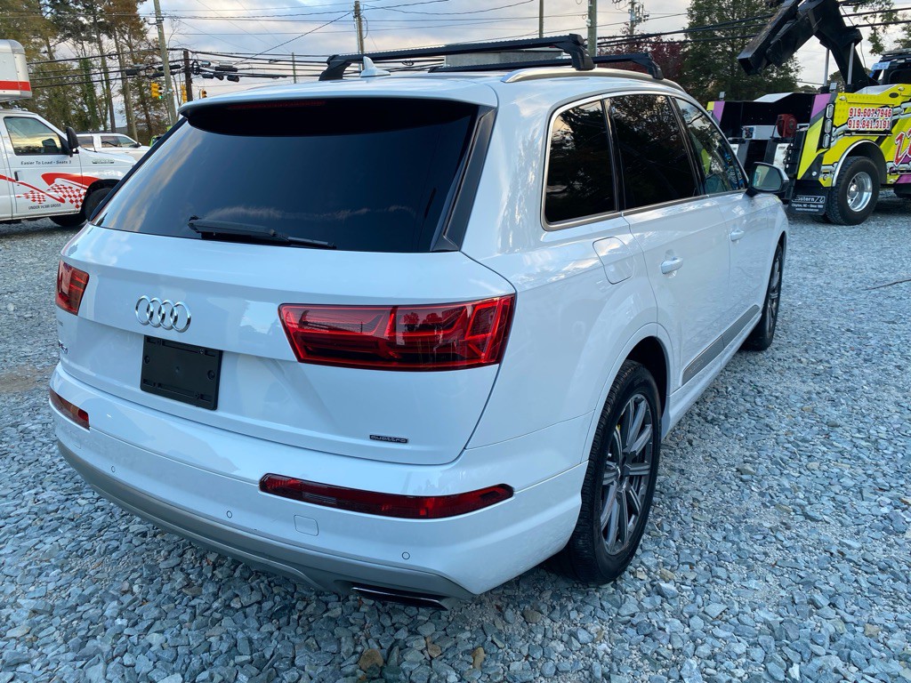 2017 Audi Q7 Image 6