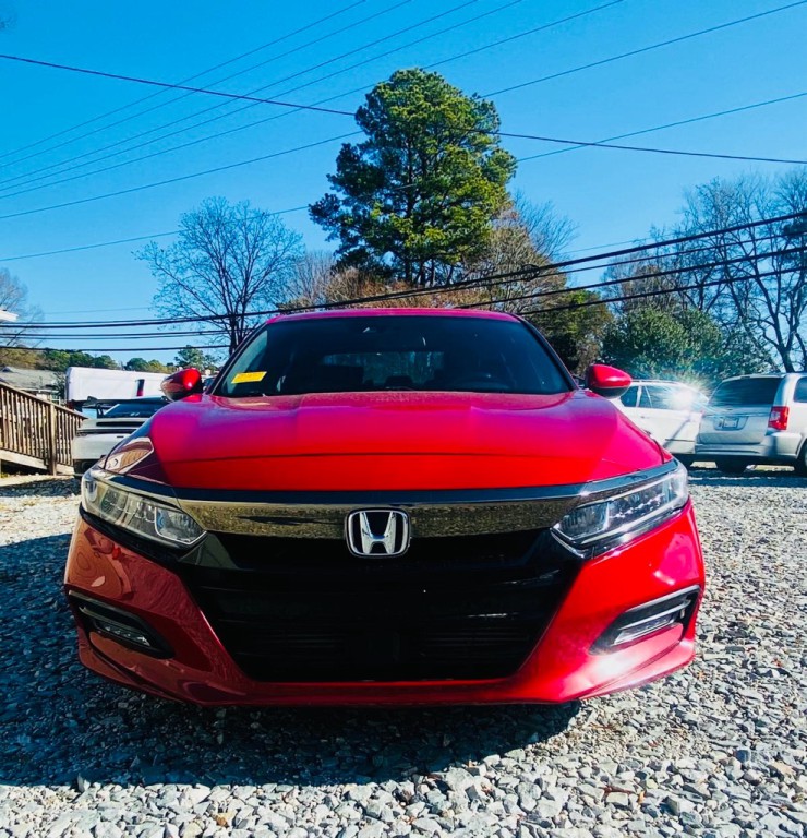 2018 Honda Accord Image 1