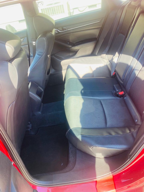 2018 Honda Accord Image 5