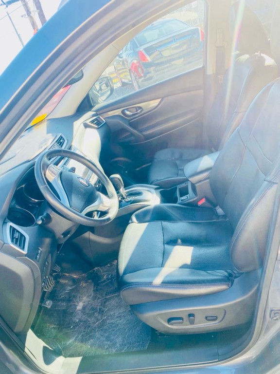 2016 Nissan Rogue Image 5