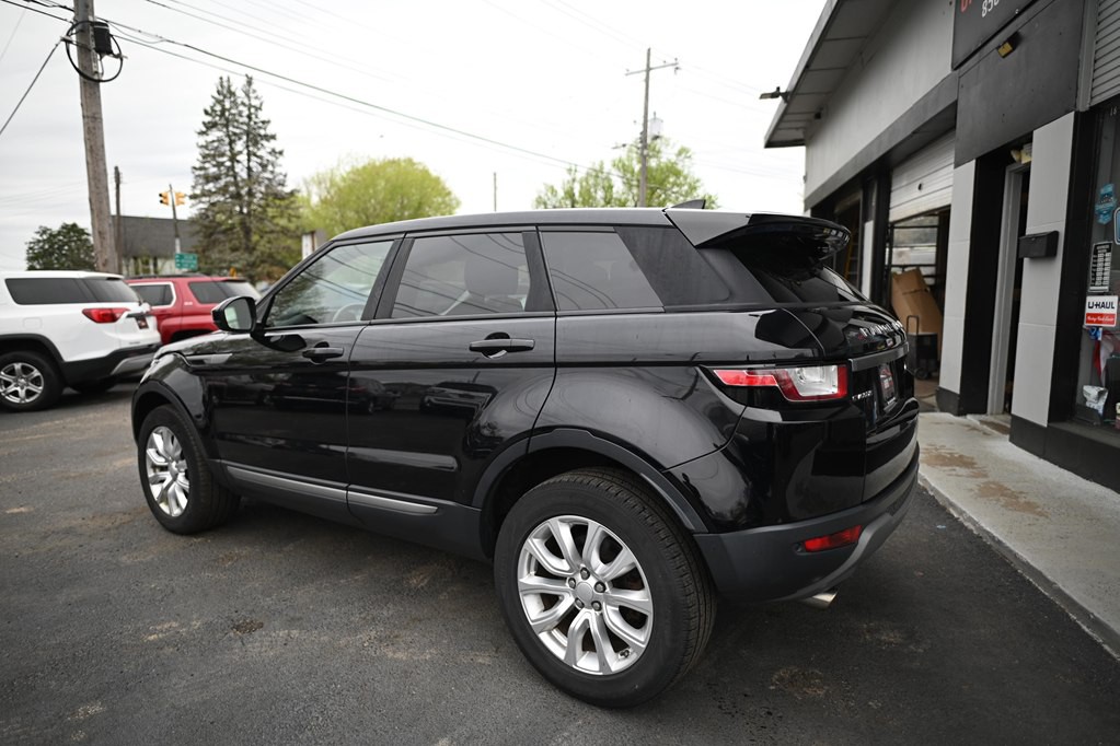2018 Land Rover Range Rover Evoque Image 5