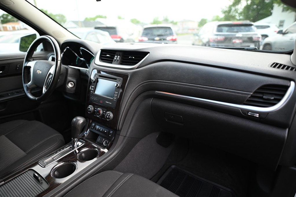 2016 Chevrolet Traverse Image 18