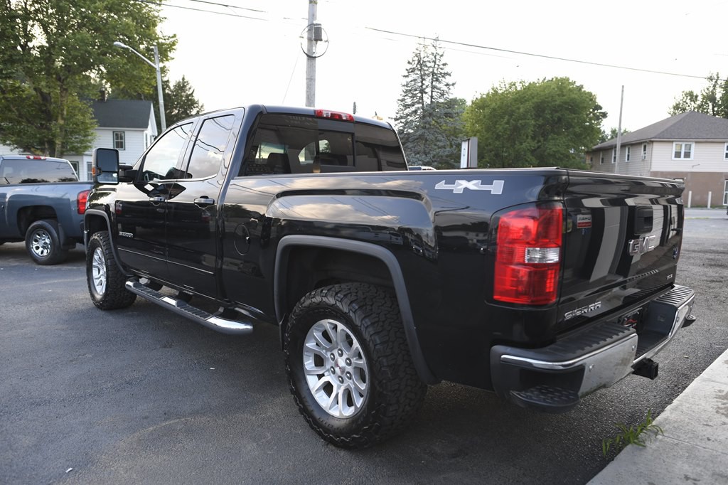 2015 GMC Sierra Image 3
