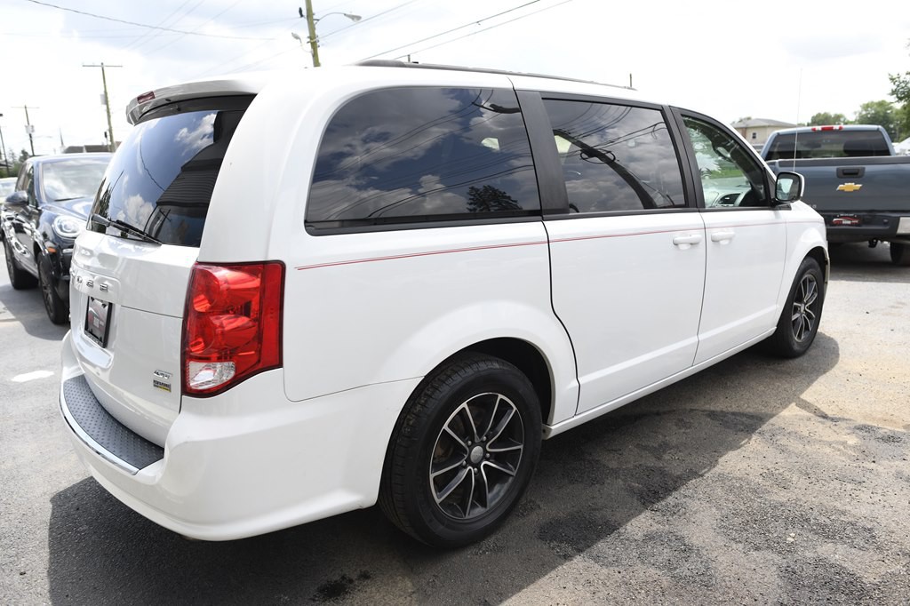 2018 Dodge Grand Caravan Image 5