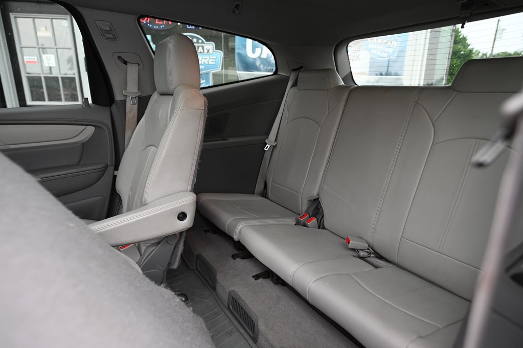 2015 Chevrolet Traverse Image 13