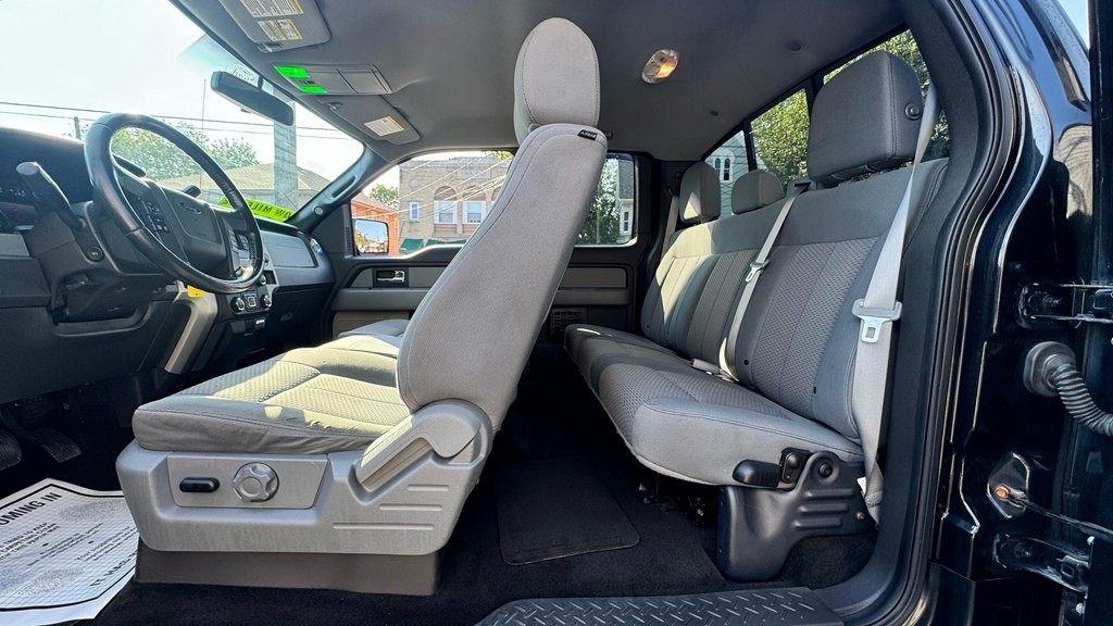 2013 Ford F-150 Image 9