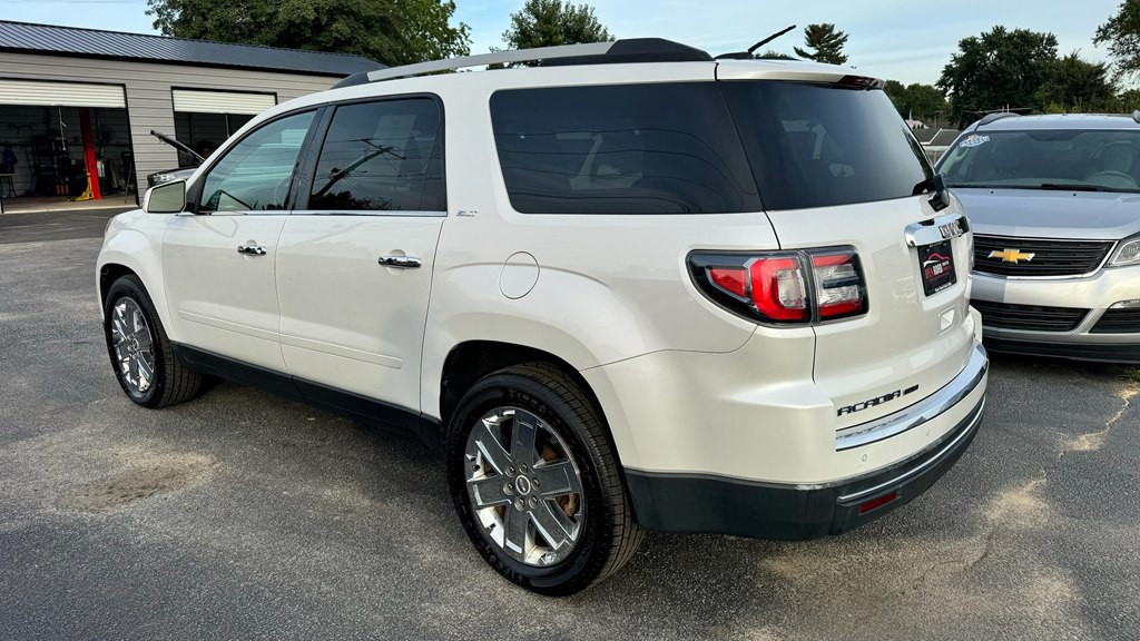 2017 GMC Acadia Image 5