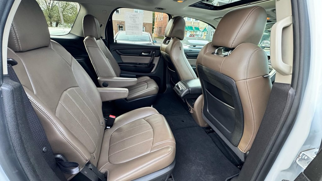 2017 GMC Acadia Image 15