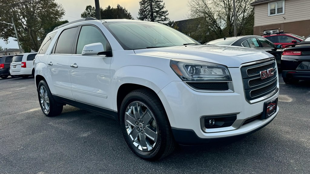 2017 GMC Acadia Image 17
