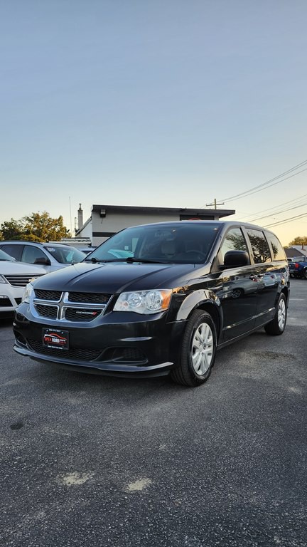 2018 Dodge Grand Caravan Image 1