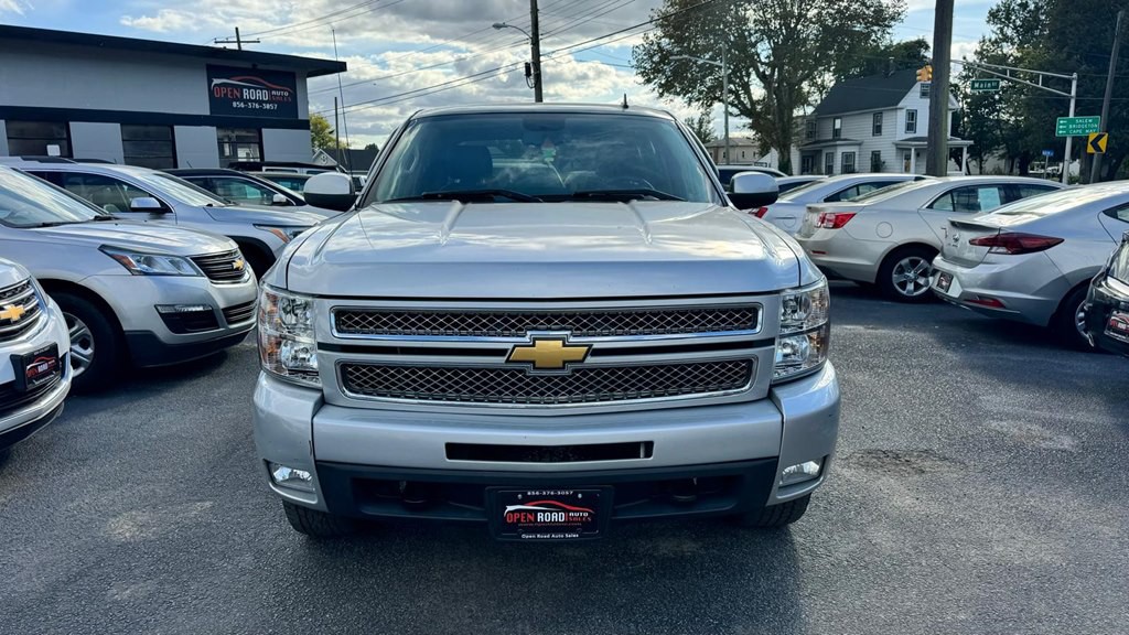 2013 Chevrolet Silverado 1500 Image 2