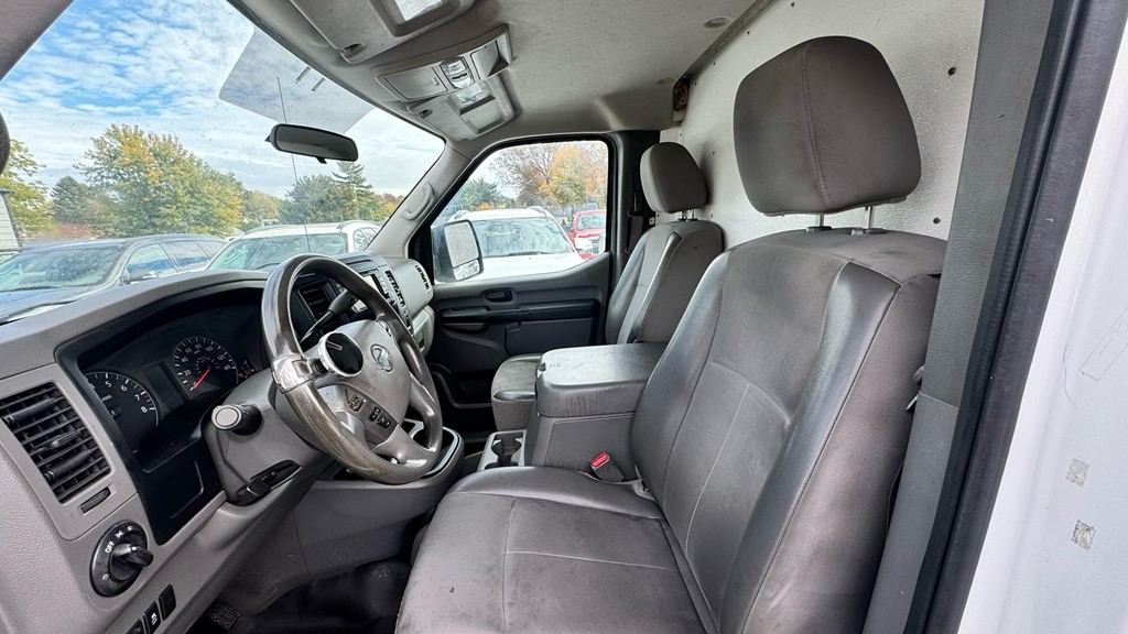 2018 Nissan NV Image 7