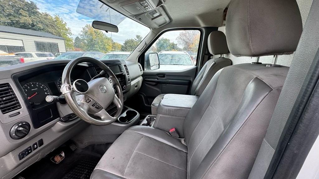 2018 Nissan NV Image 8