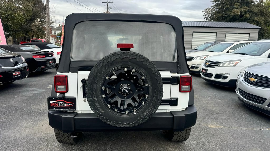 2017 Jeep Wrangler Unlimited Image 8