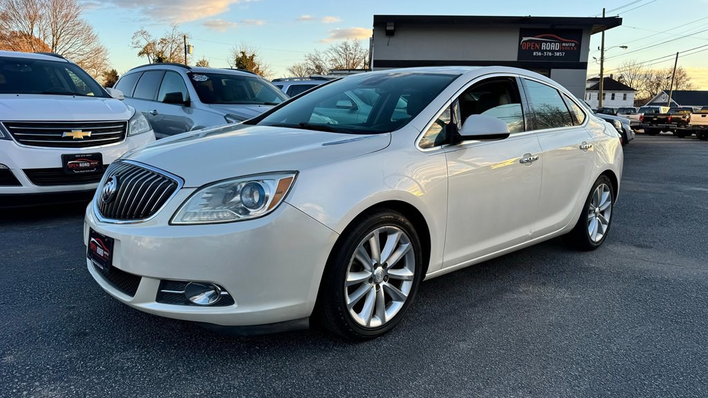 2013 Buick Verano Image 2