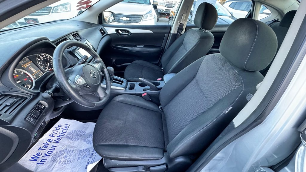 2019 Nissan Sentra Image 9