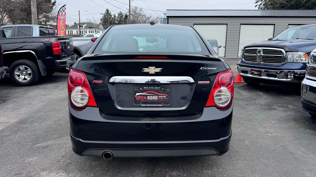 2015 Chevrolet Sonic Image 6