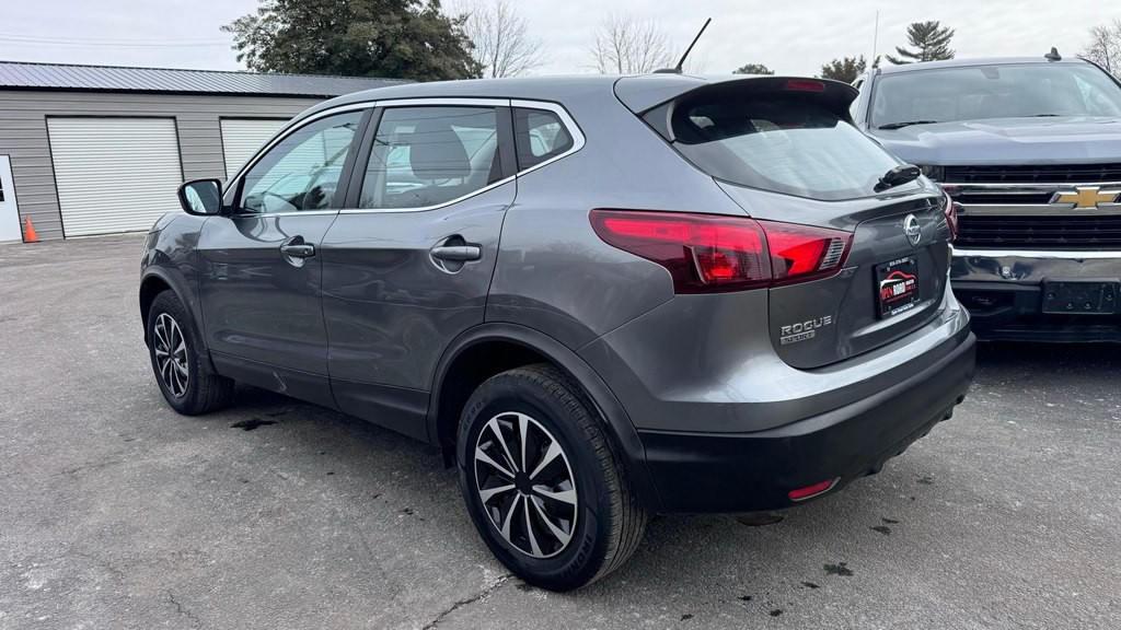 2019 Nissan Rogue Image 5
