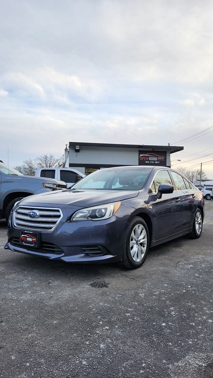 2016 Subaru Legacy Image 2