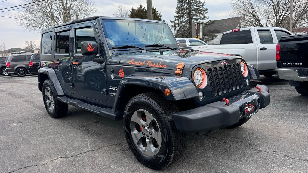 2017 Jeep Wrangler Unlimited Image 2