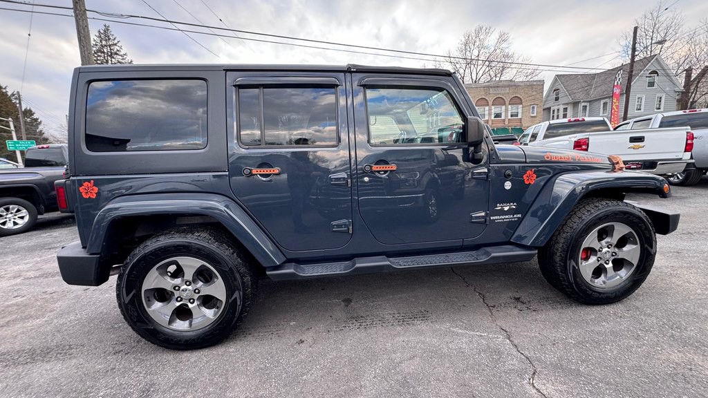 2017 Jeep Wrangler Unlimited Image 8