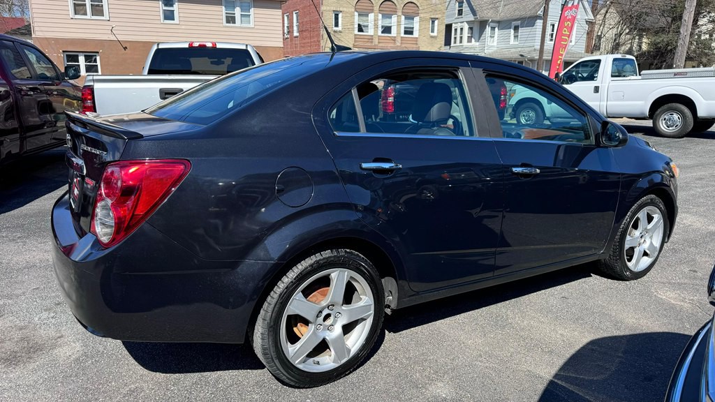 2014 Chevrolet Sonic Image 7