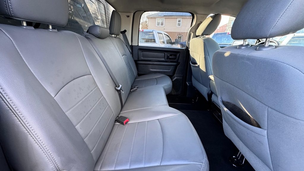 2014 RAM 1500 Image 12