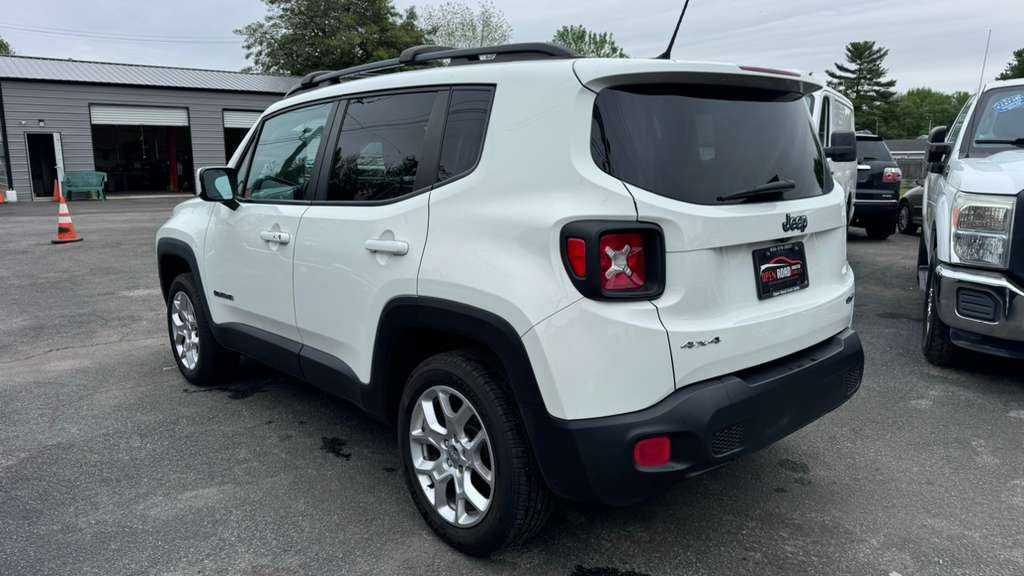 2016 Jeep Renegade Image 4