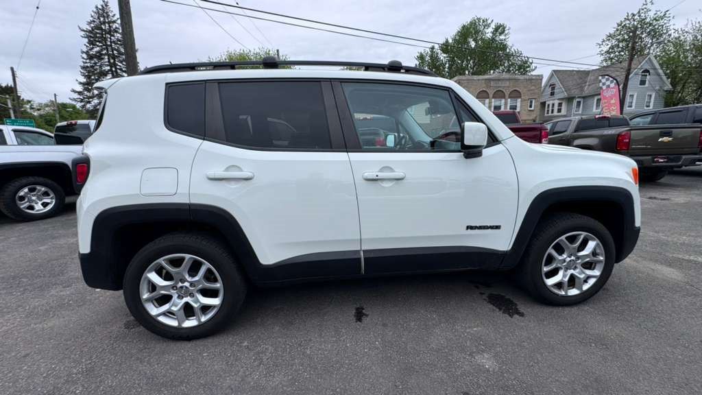2016 Jeep Renegade Image 7