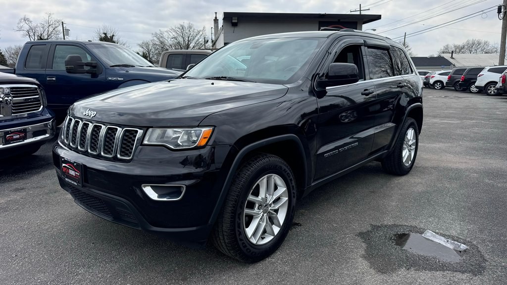 2017 Jeep Grand Cherokee Image 3