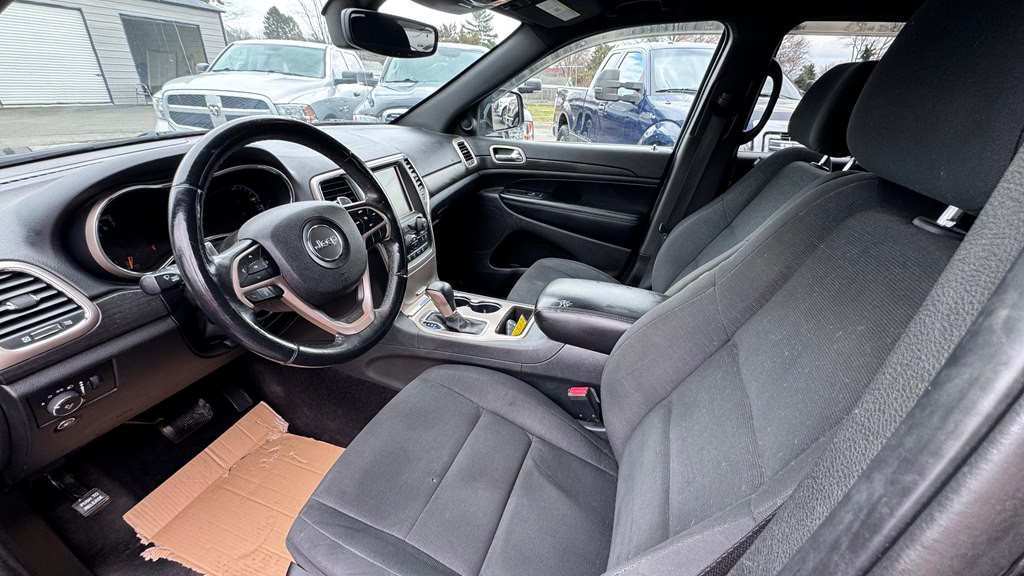 2017 Jeep Grand Cherokee Image 9