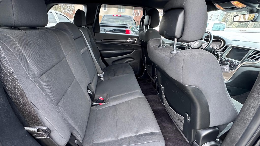 2017 Jeep Grand Cherokee Image 11