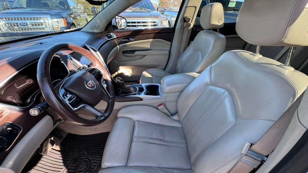 2015 Cadillac SRX Image 9