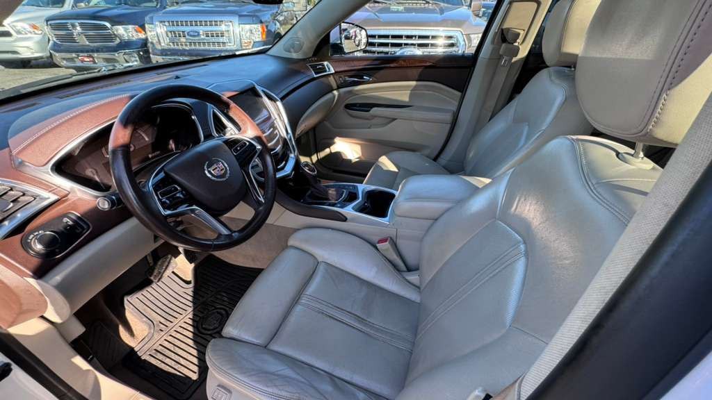 2015 Cadillac SRX Image 13