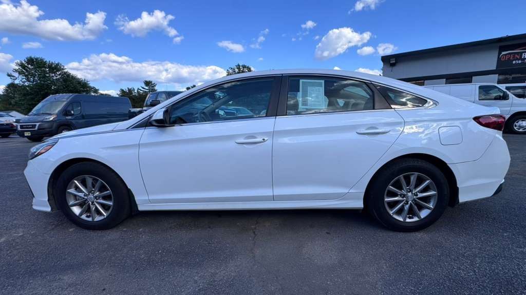 2018 Hyundai Sonata Image 3