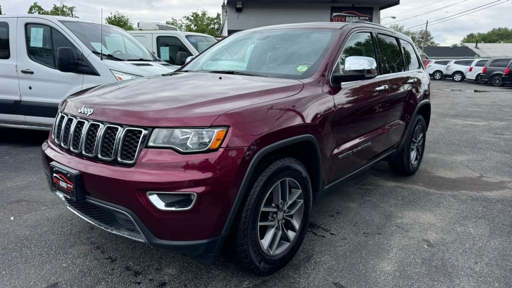 2017 Jeep Grand Cherokee Image 2